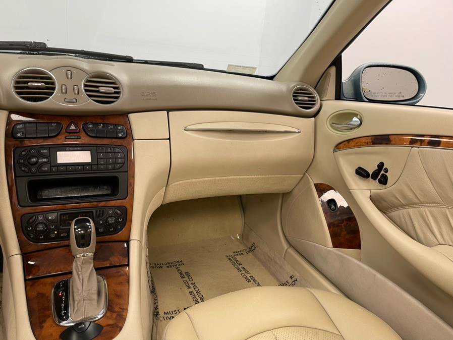 Used 2004 Mercedes-Benz CLK 500 Cabriolet image 57