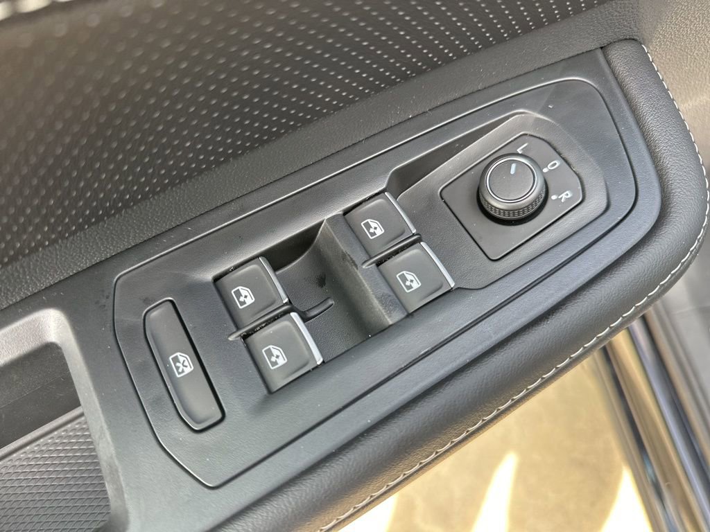 New 2026 Volkswagen Atlas SEL image 11