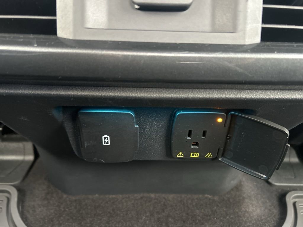 Used 2022 Ford F150 XLT w/ Equipment Group 302A High image 27