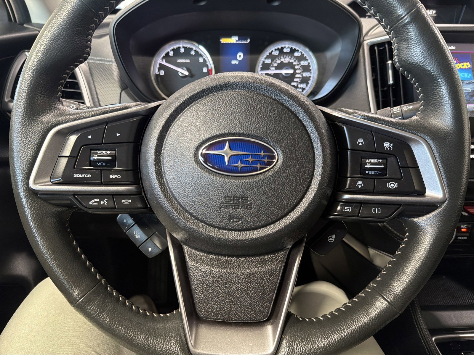 Used 2024 Subaru Forester Touring w/ Pop Package 2 image 25