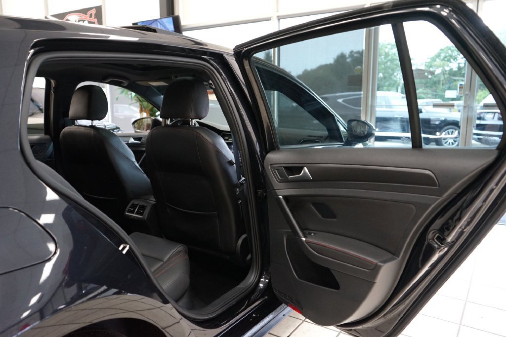 Used 2019 Volkswagen GTI SE FWD image 47