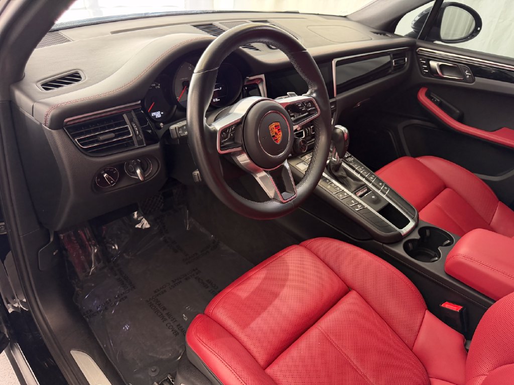 Certified 2021 Porsche Macan S AWD/4WD image 4