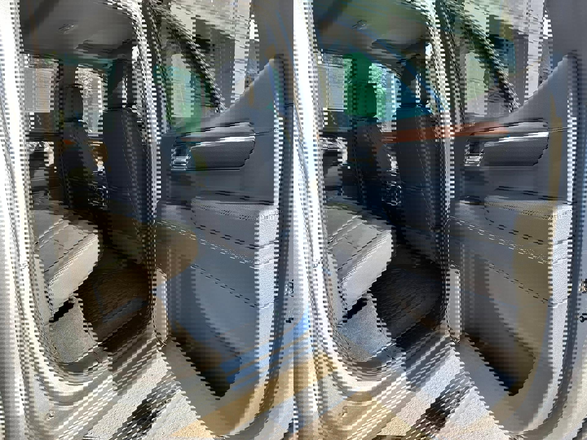 Certified 2024 GMC Sierra 1500 Denali w/ Denali Reserve Package image 35