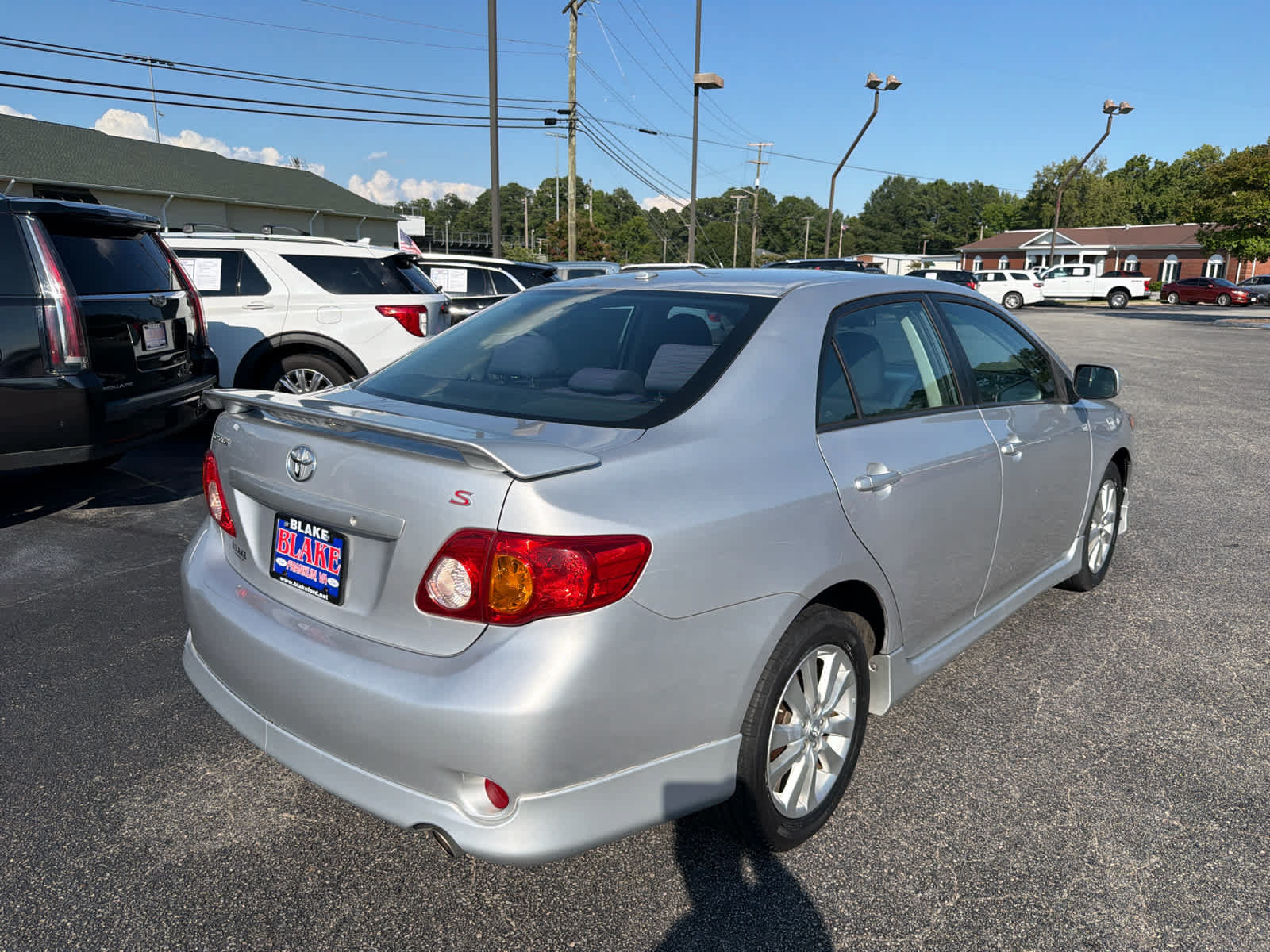 Used 2010 Toyota Corolla S FWD image 3