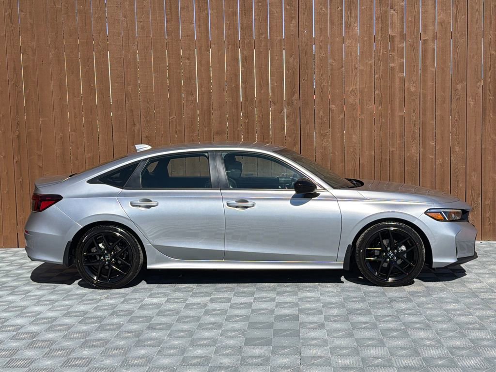 Used 2025 Honda Civic Sport image 13