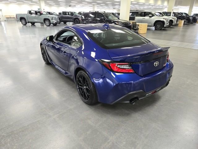 New 2026 Toyota GR86 Premium RWD image 4