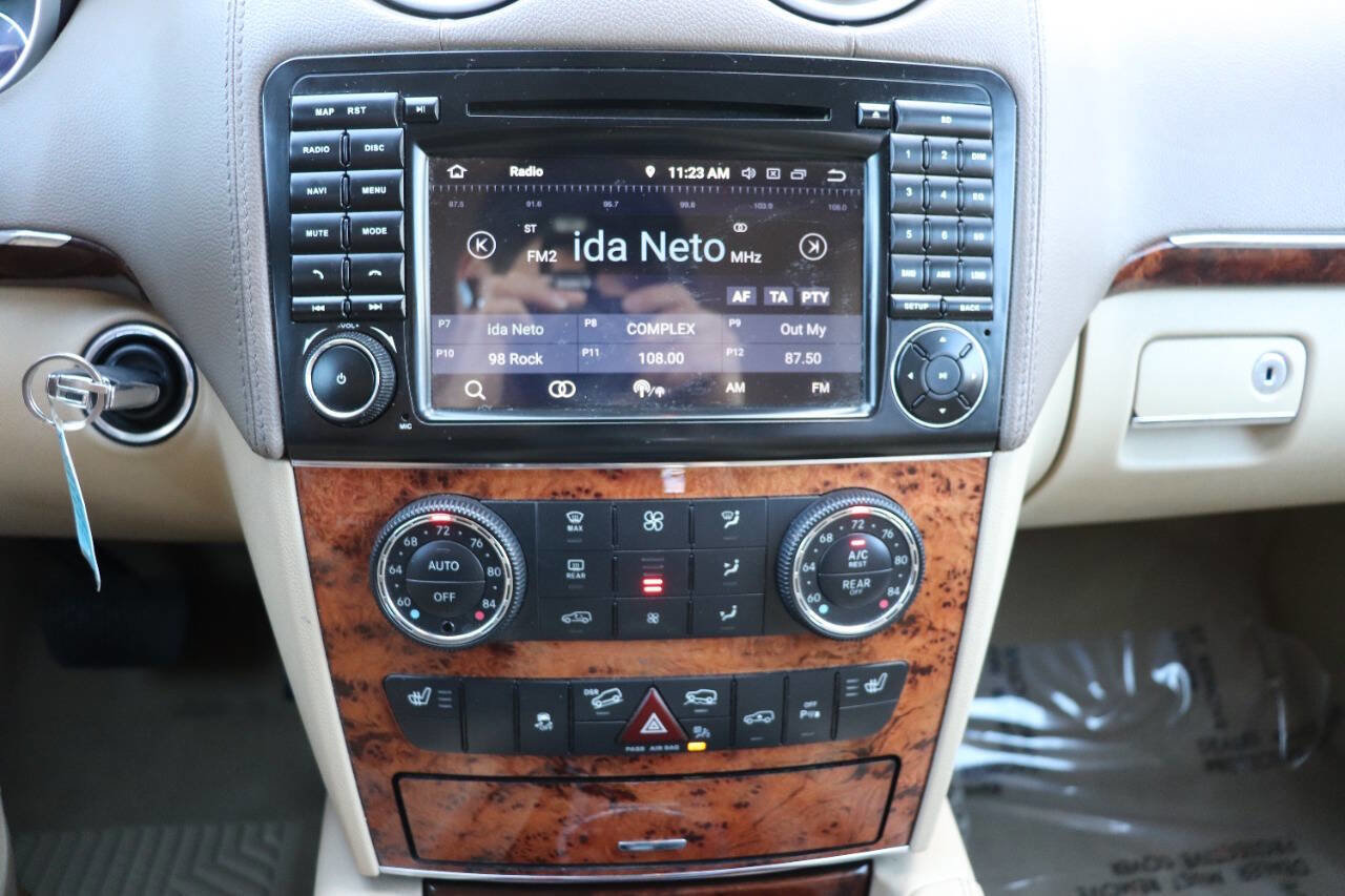 Used 2012 Mercedes-Benz GL 450 4MATIC image 28