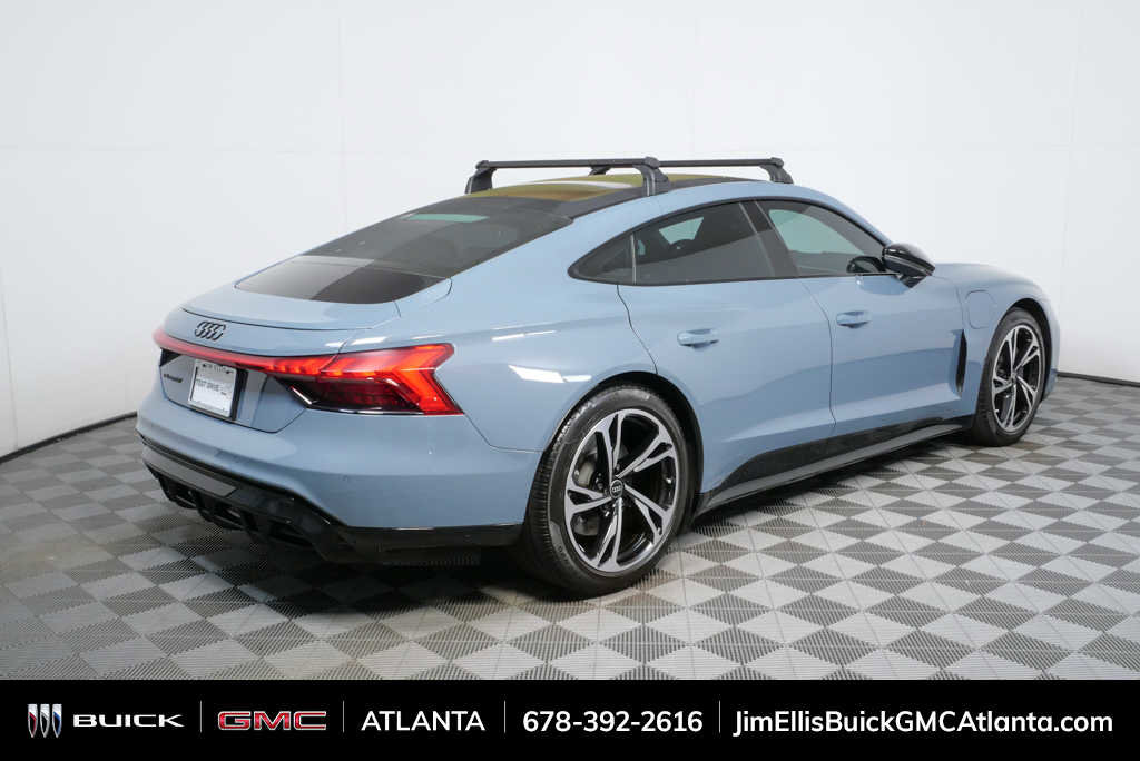 Used 2022 Audi e-tron GT Premium Plus image 3
