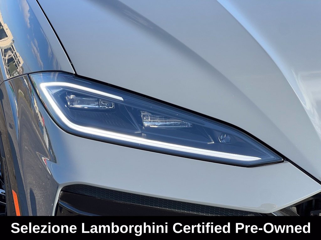 Used 2025 Lamborghini Urus SE AWD/4WD image 13