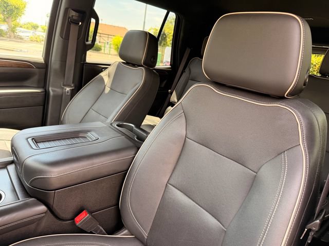 Used 2023 Chevrolet Tahoe Premier AWD/4WD image 11