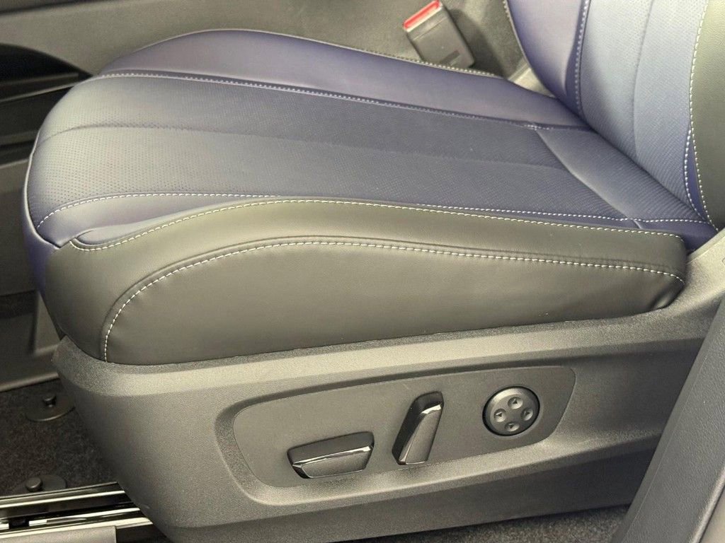 New 2026 INFINITI QX60 Sport w/ Dark Cargo Package image 31