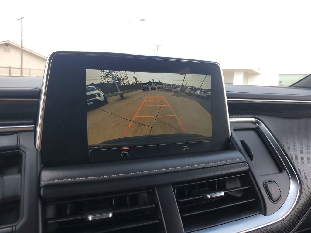 Used 2022 GMC Yukon SLT image 16