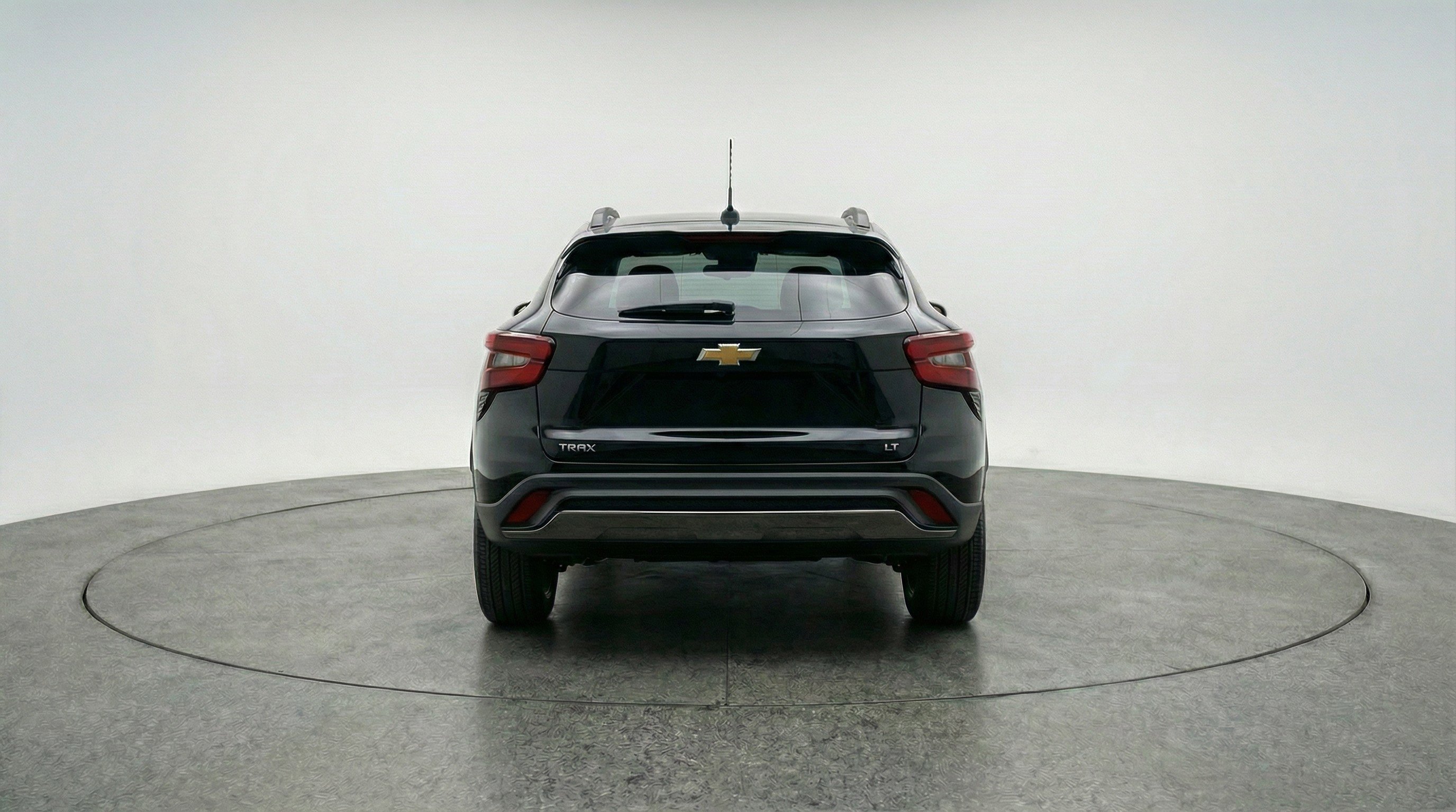 Used 2025 Chevrolet Trax LT image 7