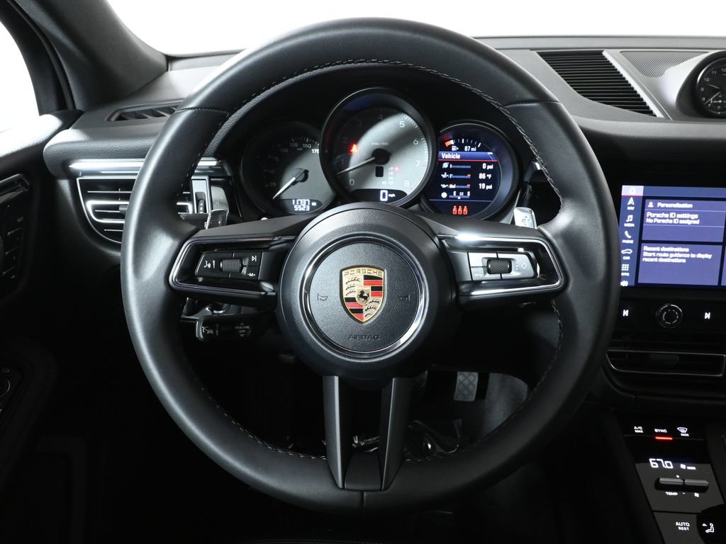 Used 2026 Porsche Macan S AWD/4WD image 18