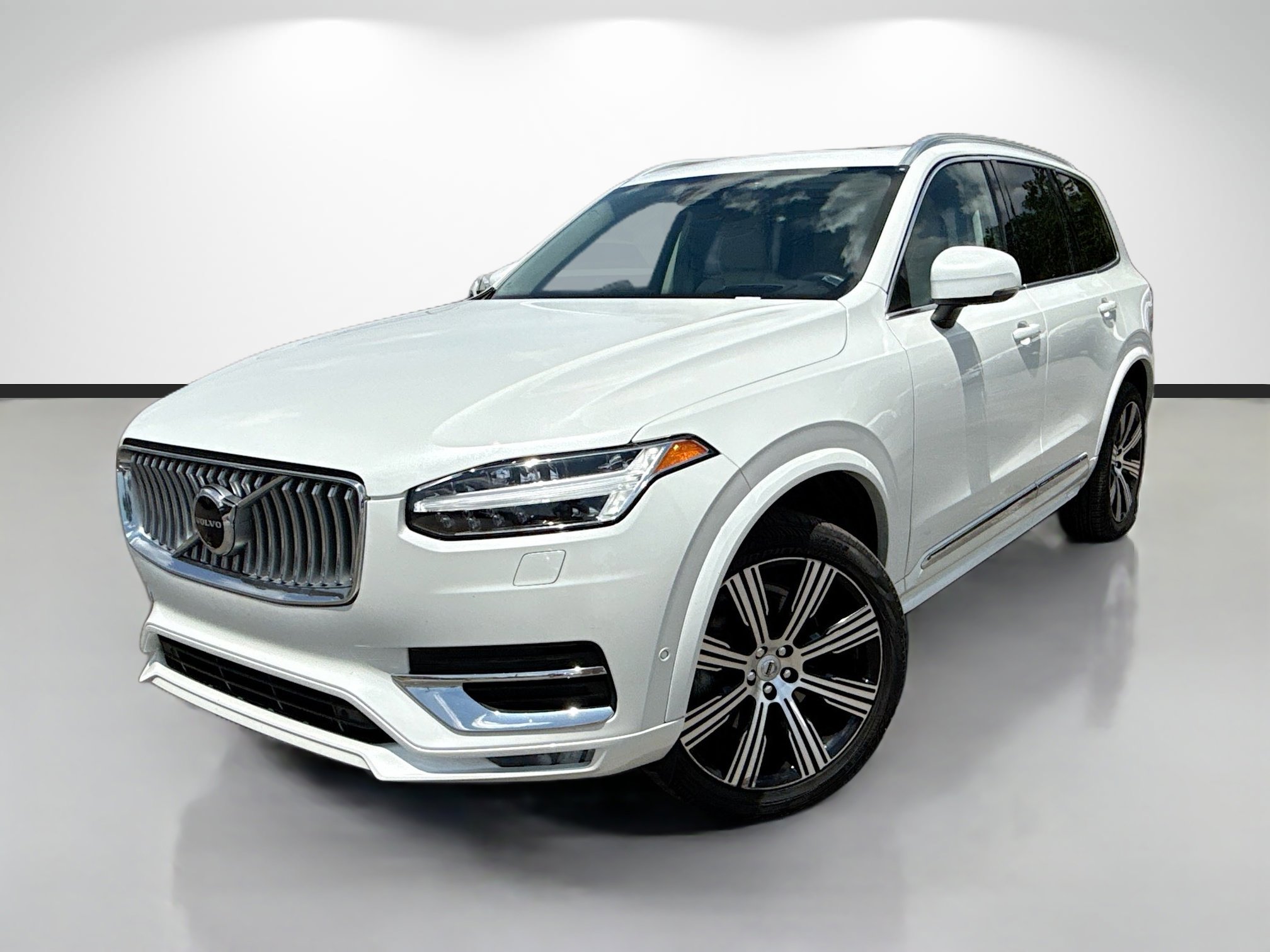 Used 2024 Volvo XC90 B6 Ultimate w/ Lounge Package AWD/4WD image 1