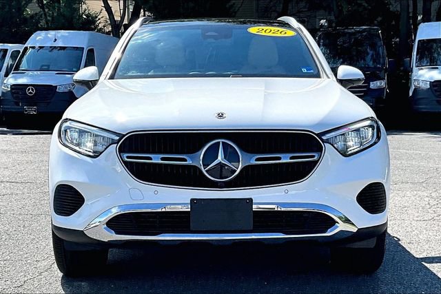 Used 2026 Mercedes-Benz GLC 300 4MATIC image 2