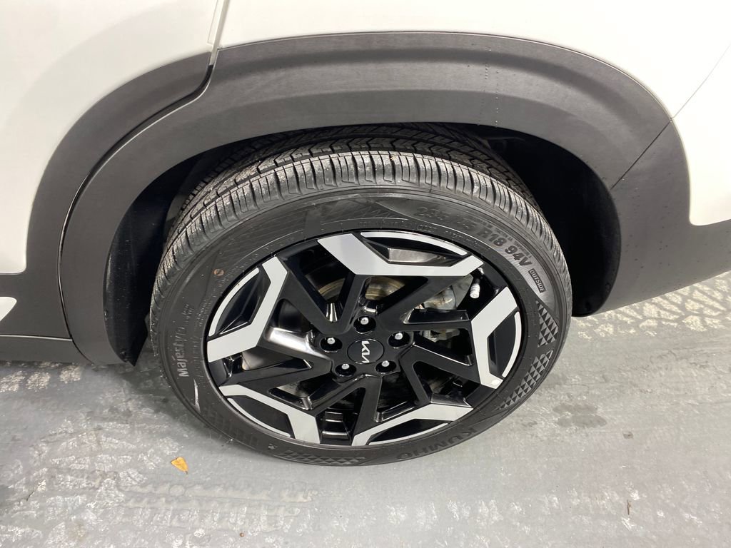 Used 2024 Kia Seltos SX image 31