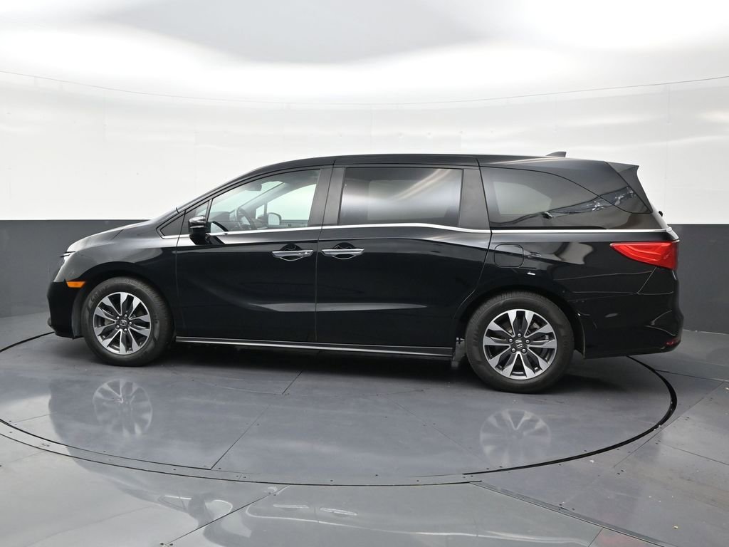 Used 2024 Honda Odyssey EX-L image 2