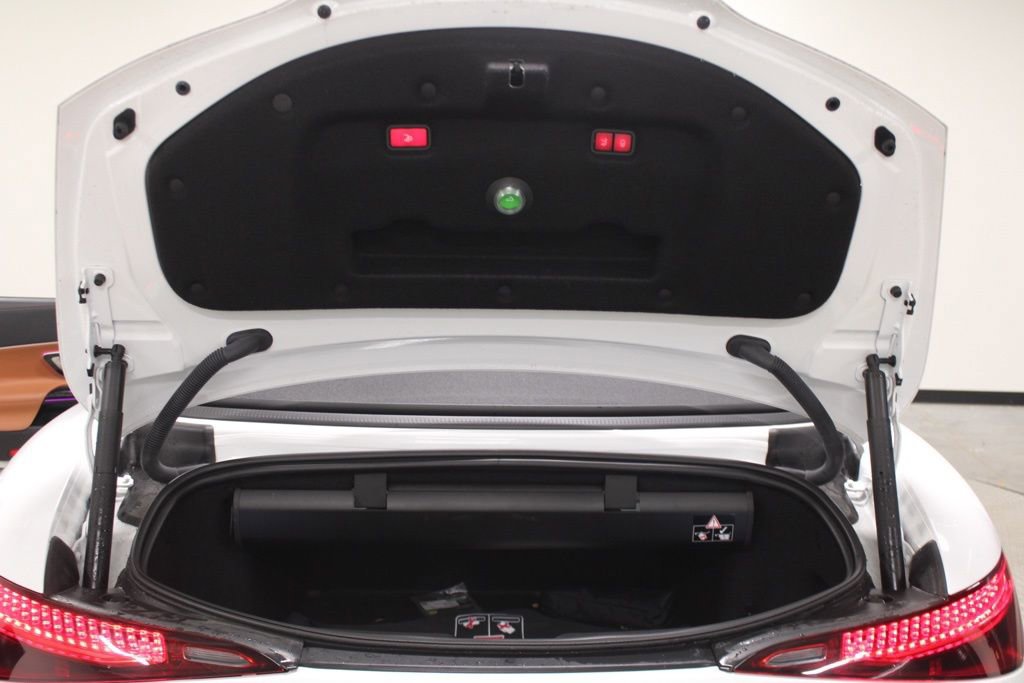 Used 2024 Mercedes-Benz SL 43 AMG image 34
