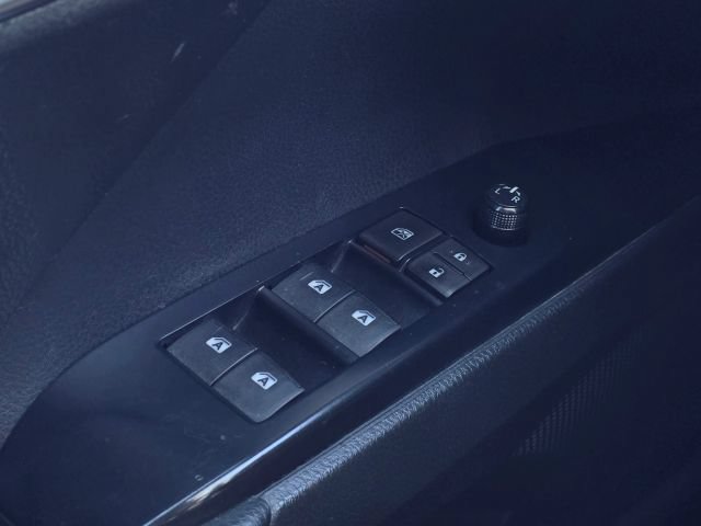 Used 2020 Toyota Camry SE w/ Moonroof Package AWD/4WD image 29