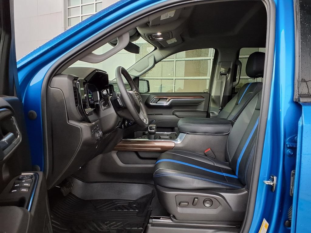 Used 2023 Chevrolet Silverado 1500 RST w/ Z71 Off-Road Package AWD/4WD image 20