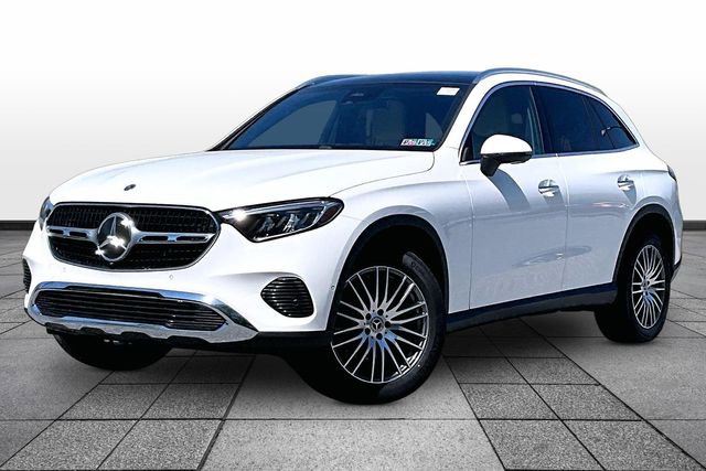 Used 2026 Mercedes-Benz GLC 300 4MATIC image 2