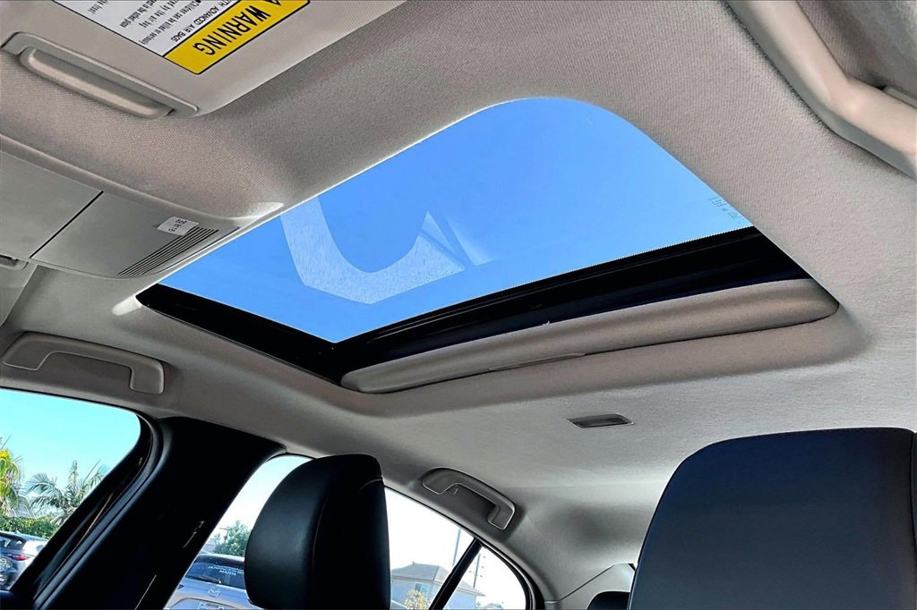 Certified 2025 MAZDA MAZDA3 s image 12