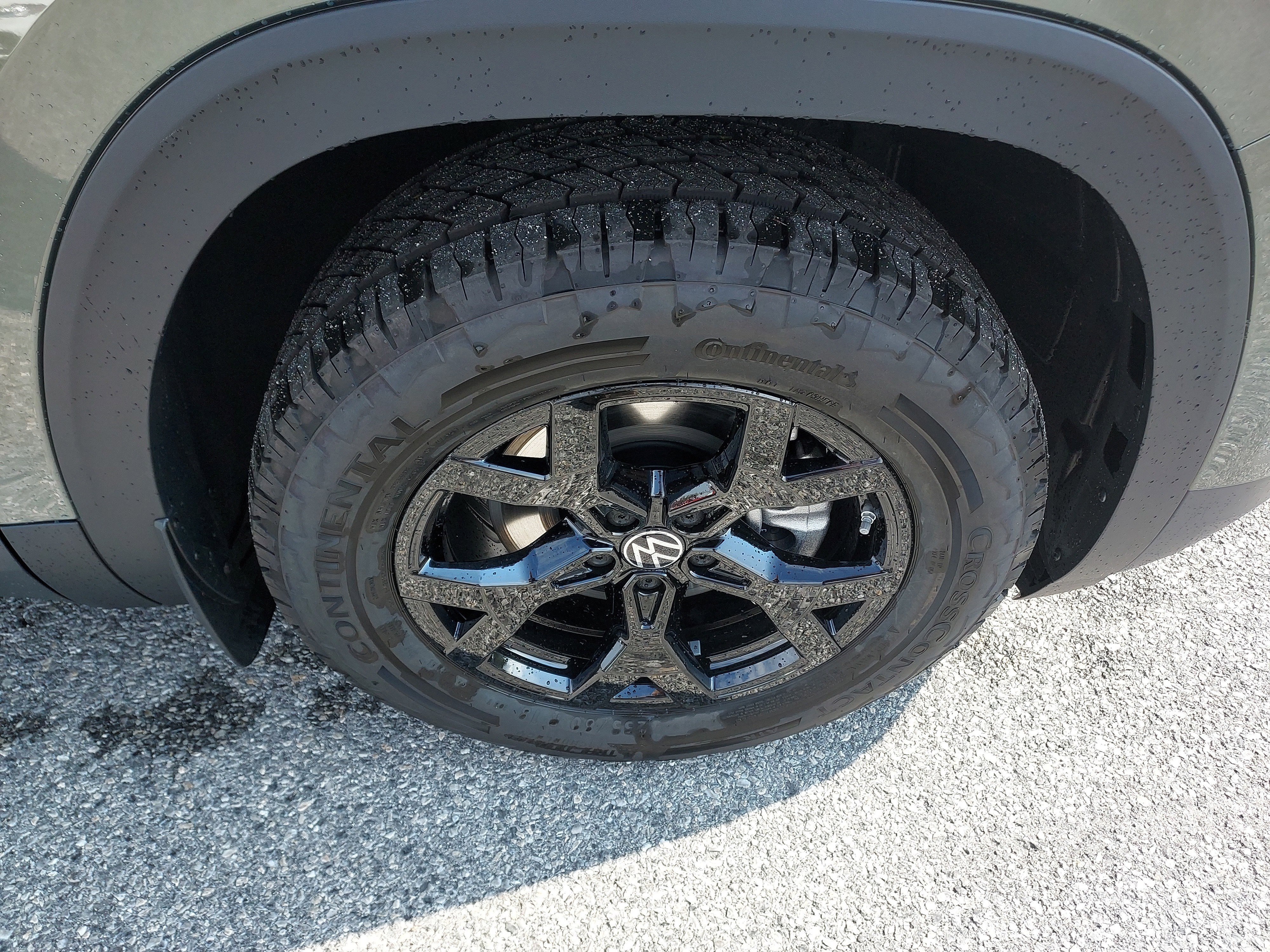 New 2026 Volkswagen Atlas Peak Edition image 11