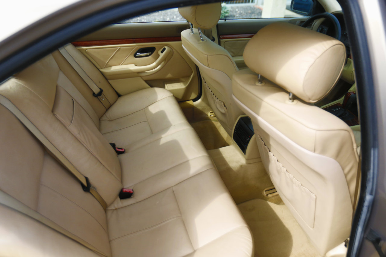 Used 2002 BMW 525i Sedan image 18