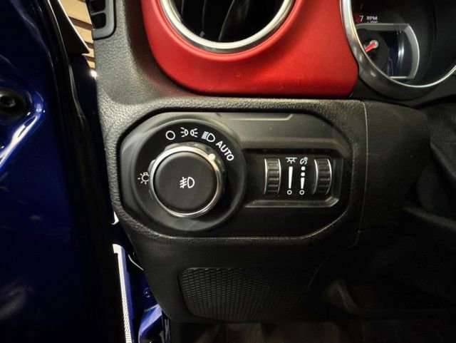 Used 2019 Jeep Wrangler Unlimited Rubicon AWD/4WD image 19