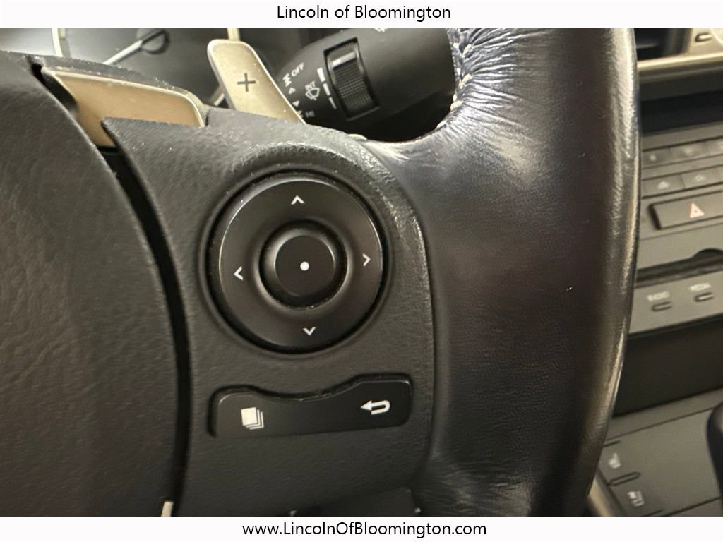 Used 2016 Lexus IS 300 AWD image 25