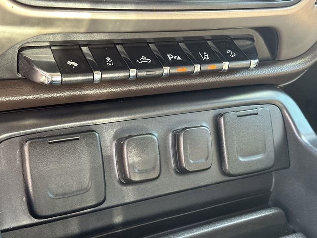 Used 2015 GMC Sierra 1500 Denali w/ Driver Alert Package image 35