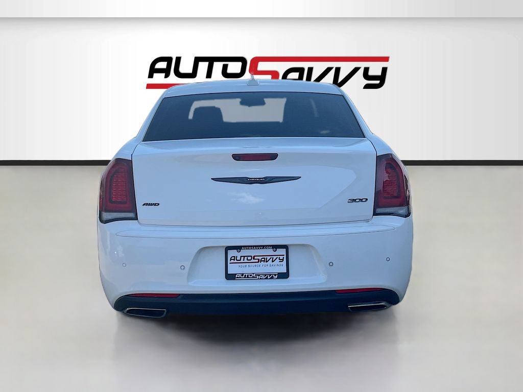 Used 2023 Chrysler 300 Touring L w/ Popular Equipment Group AWD/4WD image 6