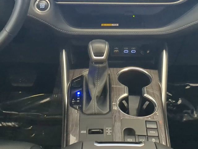 Used 2024 Toyota Highlander Platinum image 19