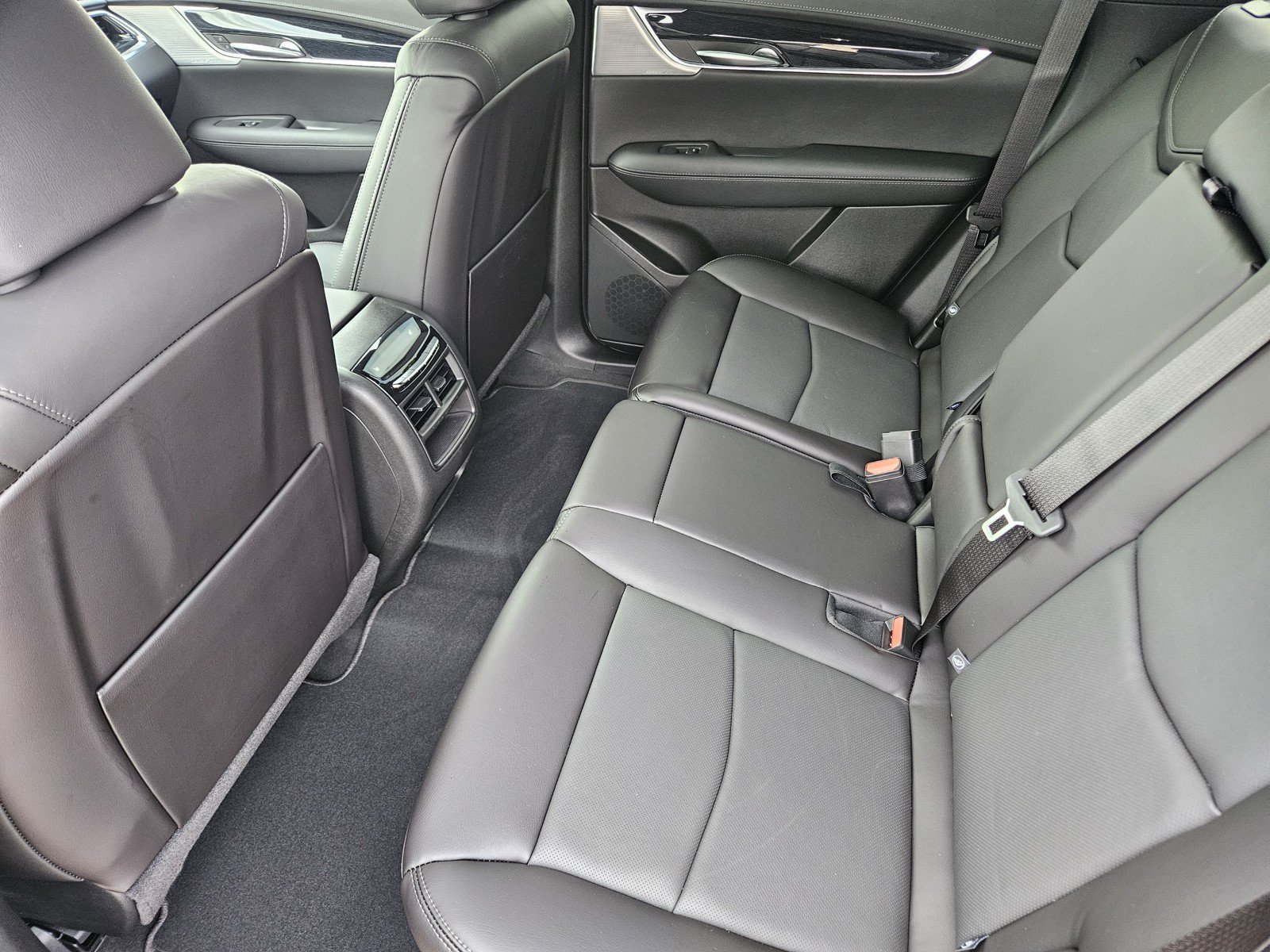 New 2026 Cadillac XT5 Premium Luxury w/ Driver Assist Package FWD image 20