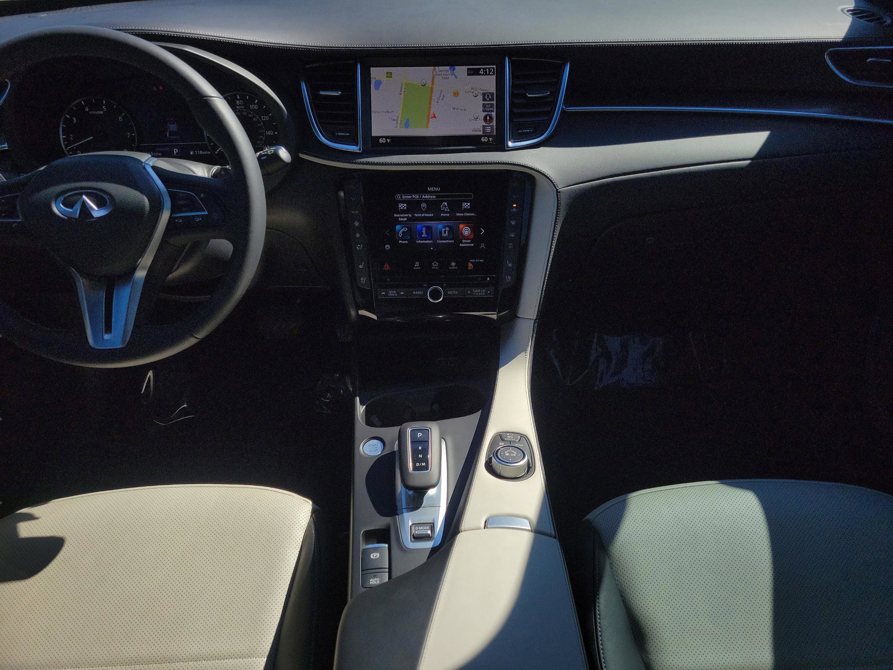 Certified 2025 INFINITI QX55 Essential image 10