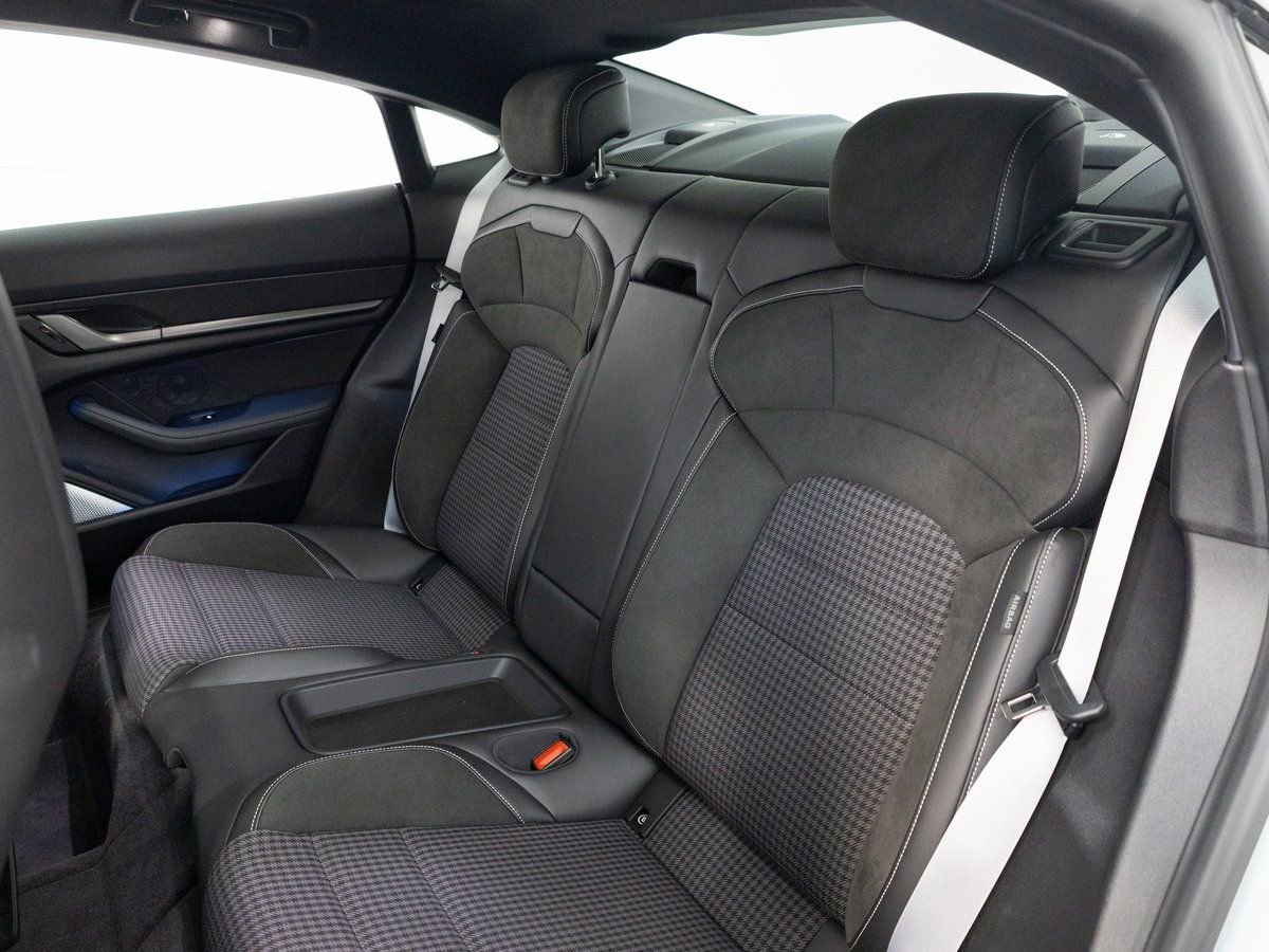 New 2025 Porsche Taycan 4S image 25