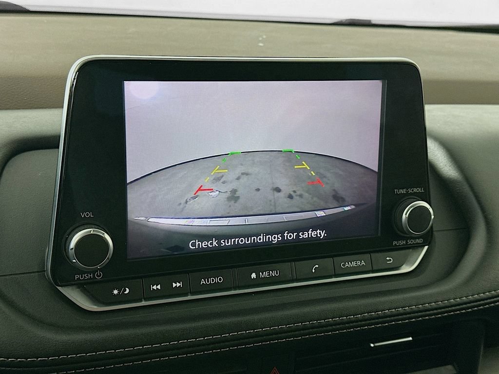 Used 2023 Nissan Rogue SV FWD image 20