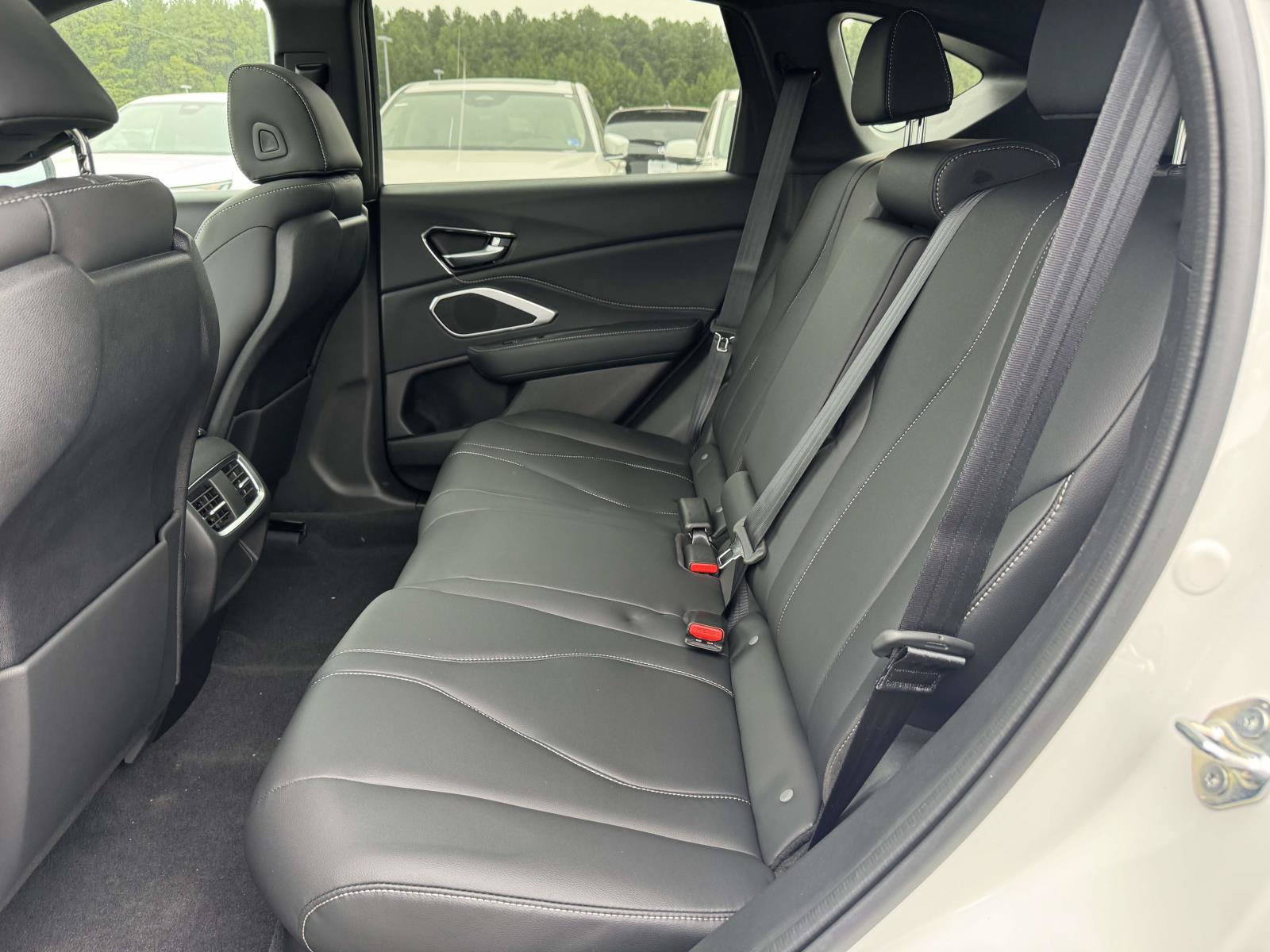 New 2026 Acura RDX SH-AWD image 13