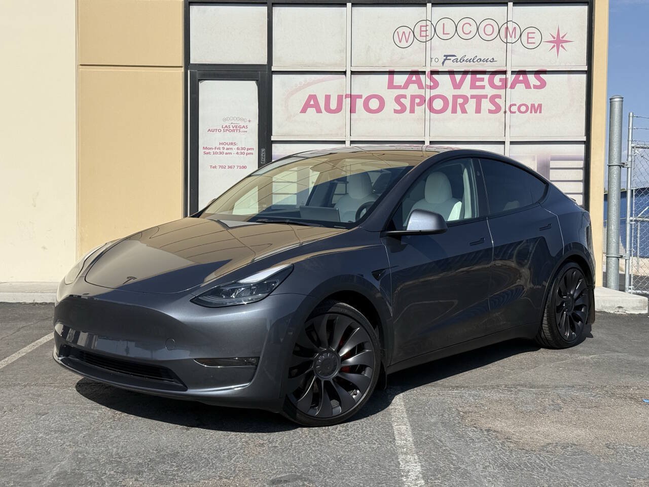 Used 2023 Tesla Model Y Performance AWD/4WD image 5