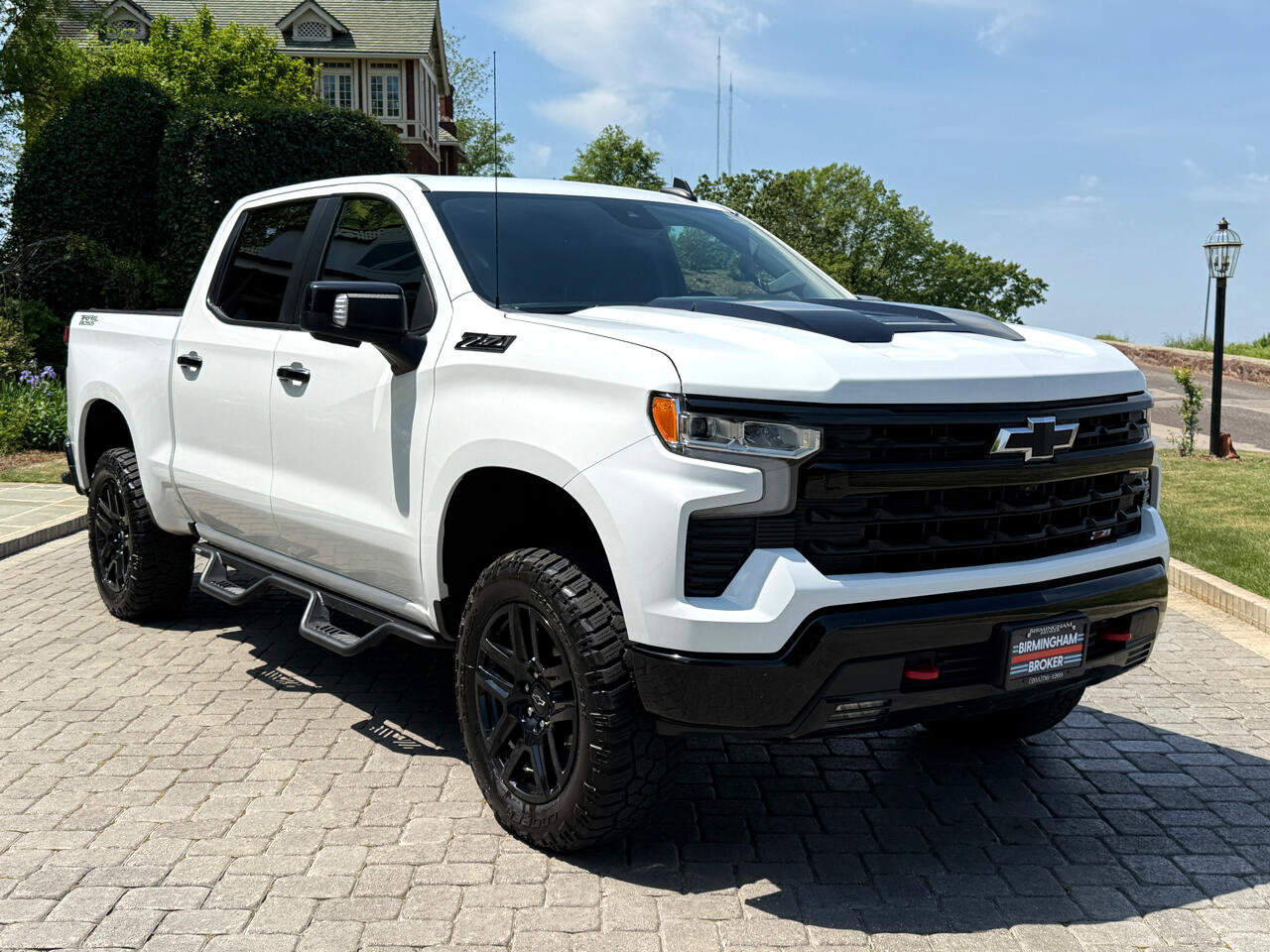 Used 2022 Chevrolet Silverado 1500 LT Trail Boss w/ LT Trail Boss Premium Package image 25