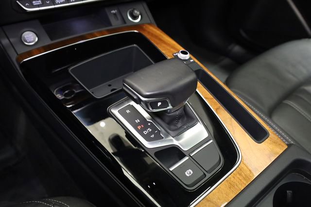 Used 2023 Audi Q5 2.0T Premium w/ Convenience Package image 23