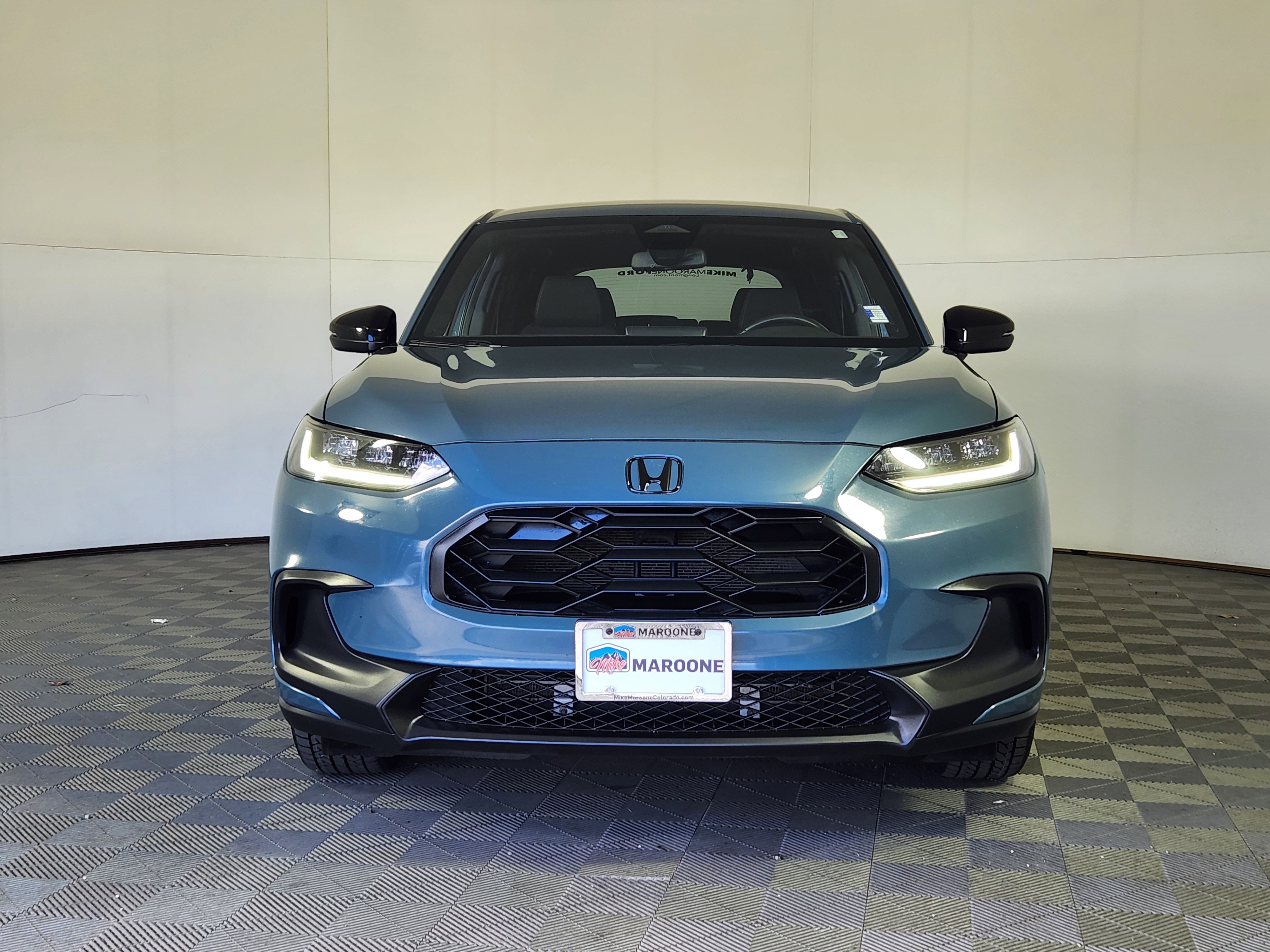 Used 2024 Honda HR-V Sport image 2