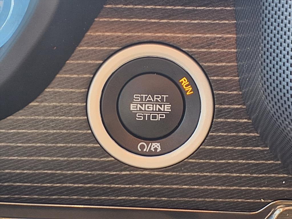 Used 2020 RAM 1500 Limited image 8