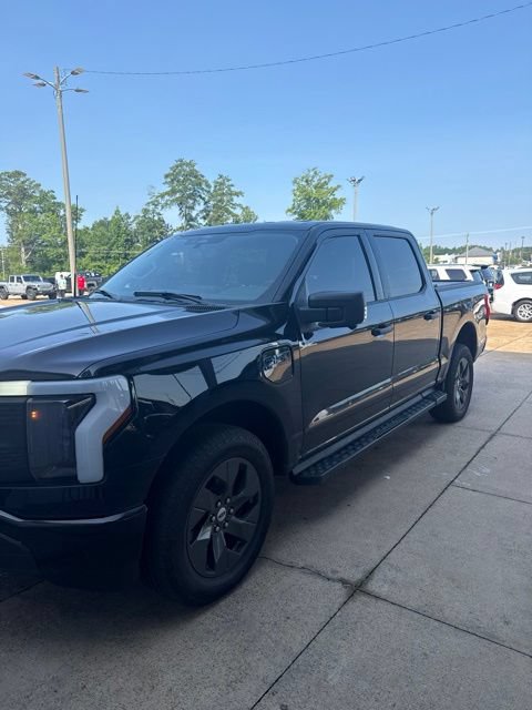 Used 2025 Ford F150 Lightning XLT AWD/4WD image 1