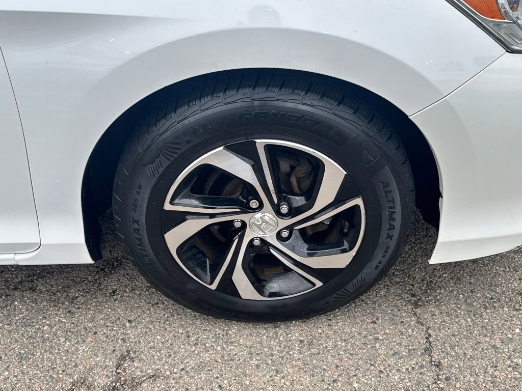 Used 2016 Honda Accord LX image 41