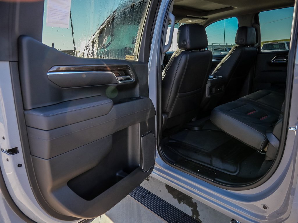 New 2025 Chevrolet Silverado 1500 RST w/ Convenience Package II AWD/4WD image 31