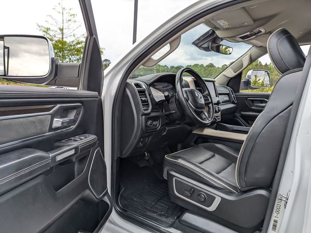 Used 2022 RAM 1500 Laramie AWD/4WD image 28