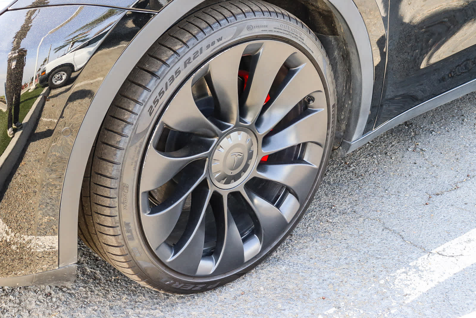 Used 2022 Tesla Model Y Performance image 4