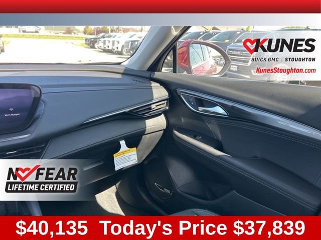New 2025 Buick Envision Preferred image 21